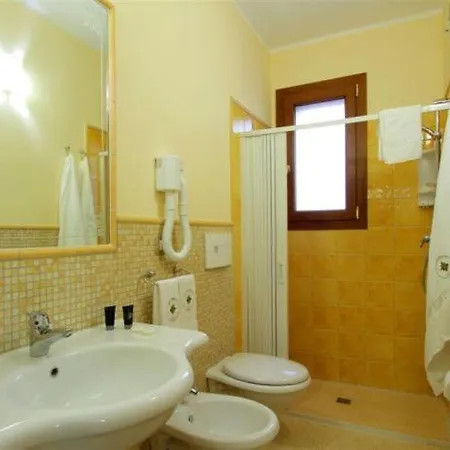 Guest house Residence Salu Lido Marini 3*